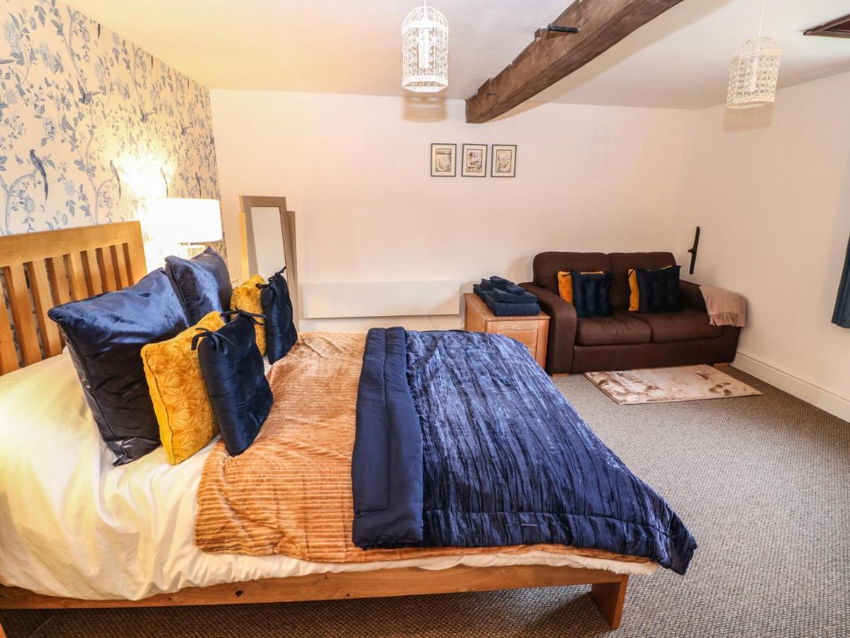 The Cheese Room Moreton-in-Marsh Экстерьер фото