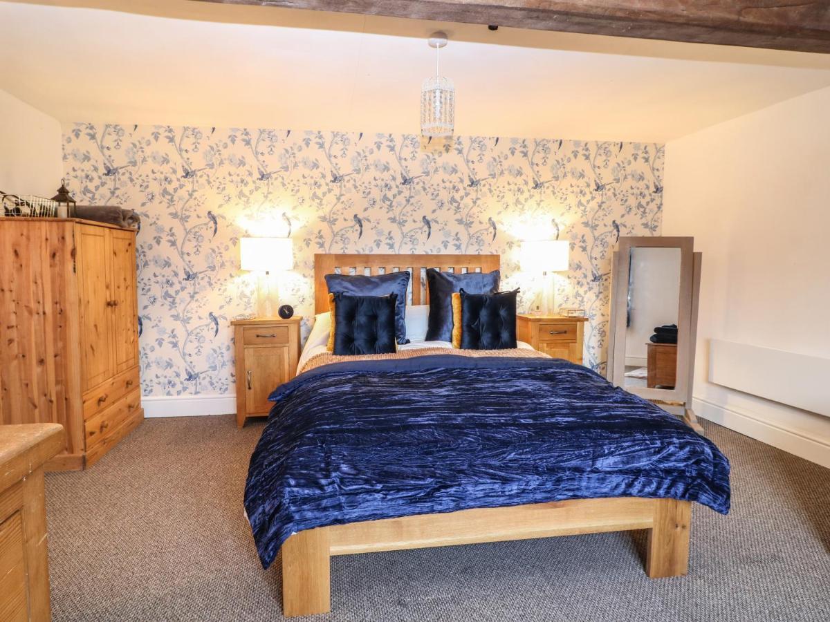 The Cheese Room Moreton-in-Marsh Экстерьер фото